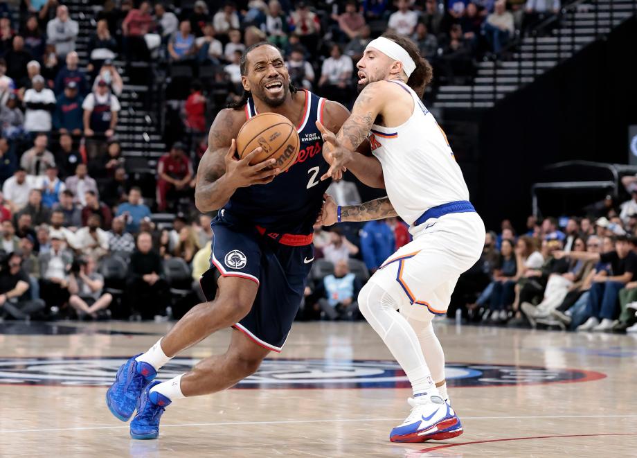 球速体育平台-莱昂纳德29+7+8唐斯空砍35+12+7 快船击退尼克斯